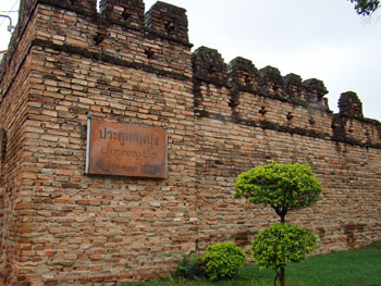 Saen Pung gate, Chiang Mai, Thailand